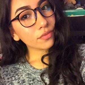 Meet your Posher, Sarai